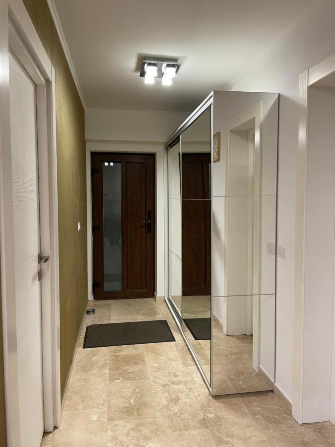 Apartament Nicolle Apartment Пояна Брашов Екстериор снимка
