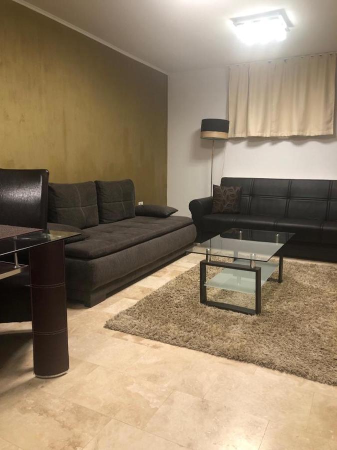 Apartament Nicolle Apartment Пояна Брашов Екстериор снимка
